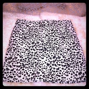 NWOT Loft Black White & Grey Cheetah Print Skirt
